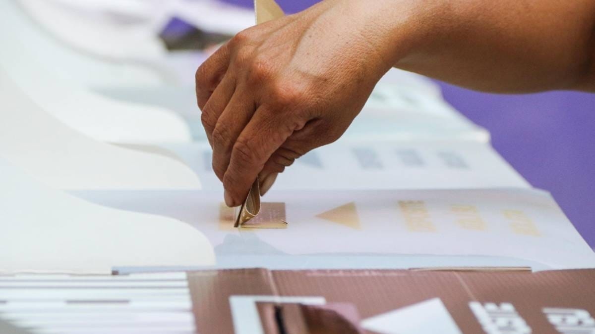Veracruz Siyaseti Türbülans İçinde: İstifalar, Suçlamalar ve Vandalizm Seçim Kampanyasını Belirledi