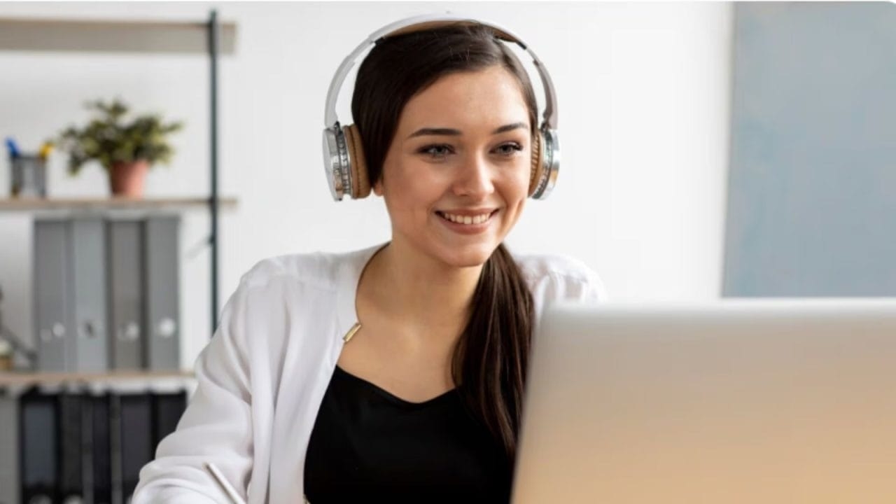 Educación online 2025: cursos gratuitos, certificaciones profesionales y plataformas masivas lideran la formación digital en México