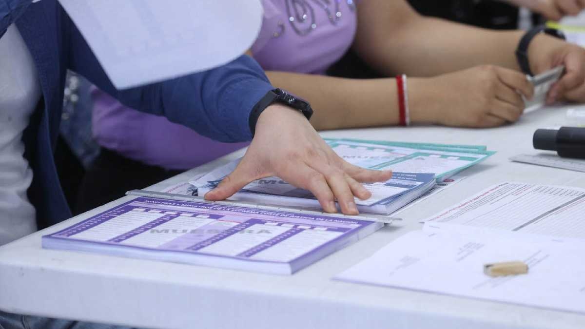 Ballots are ready! IEEM completes delivery for the unprecedented 2025 Judicial Election in Edomex; packages are secured.