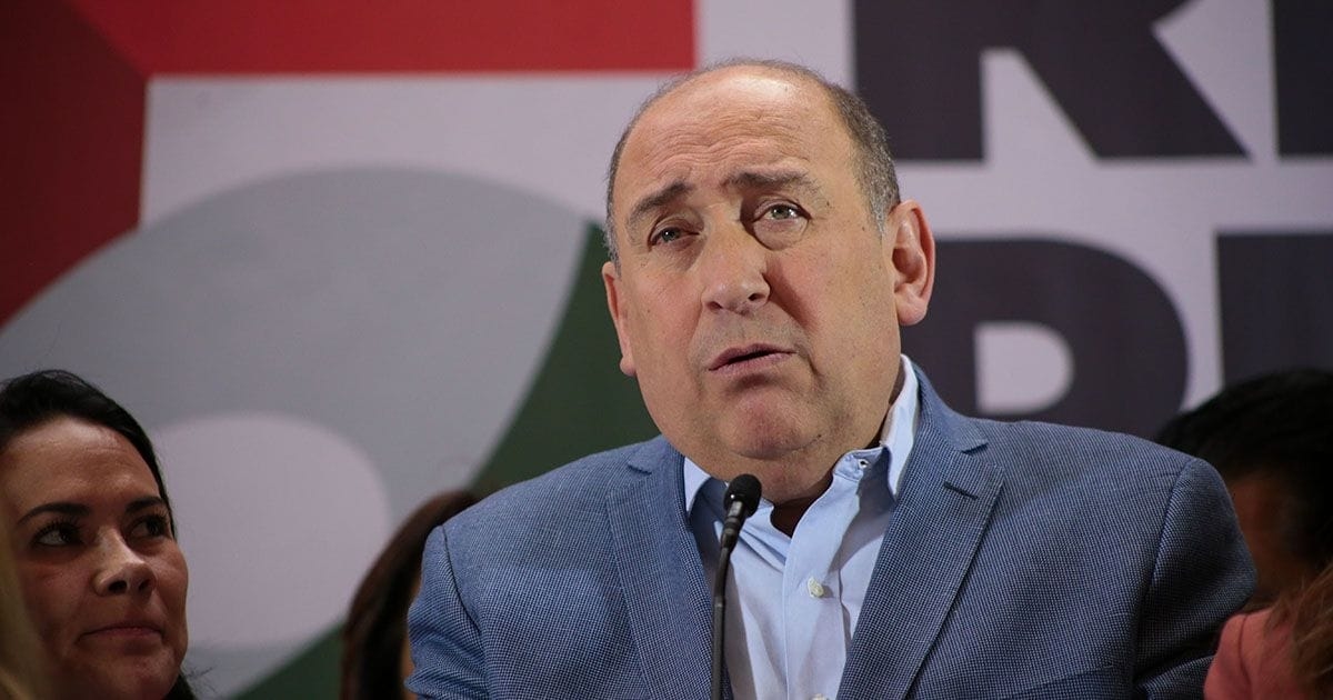 Ulusal Tartışma: Rubén Moreira (PRI), Morena yönetimi altında kontrolsüz bir şekilde artan kayıpları ve siyasi şiddeti kınıyor.