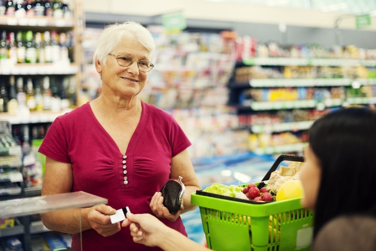 Лояльность, которая ВЫГОДНА: кошельки La Comer и OXXO: возвращают ли они вам деньги?