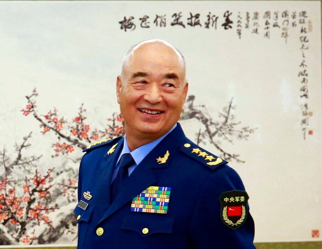 Pékin rend hommage : Xi dirige les funérailles du haut commandant militaire Xu Qiliang