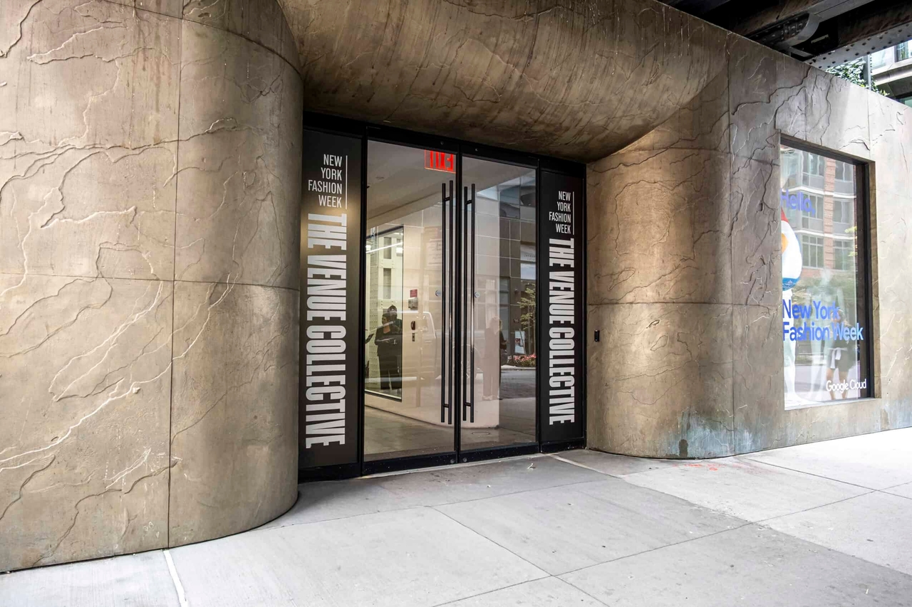 Co to jest „The Venue Collective”, które najczęściej widzieliśmy na NYFW?