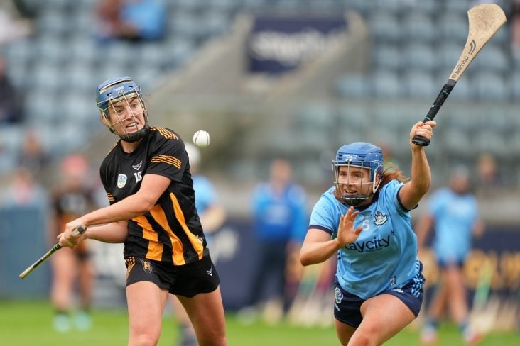 Camogie: Kilkenny kämpft sich an Dublin vorbei zum Sieg, während Limerick ein Unentschieden gegen Clare erringt
