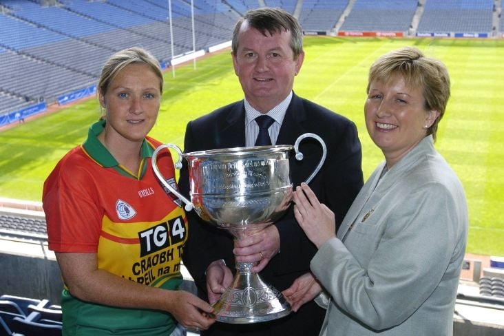 Homenajes a la exfutbolista del equipo femenino de Carlow, Niamh O'Reilly