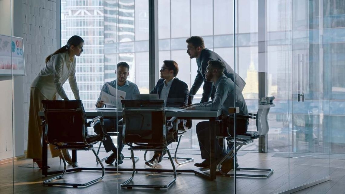 Empresas argentinas aceleran su bancarización digital, pero la brecha regional persiste