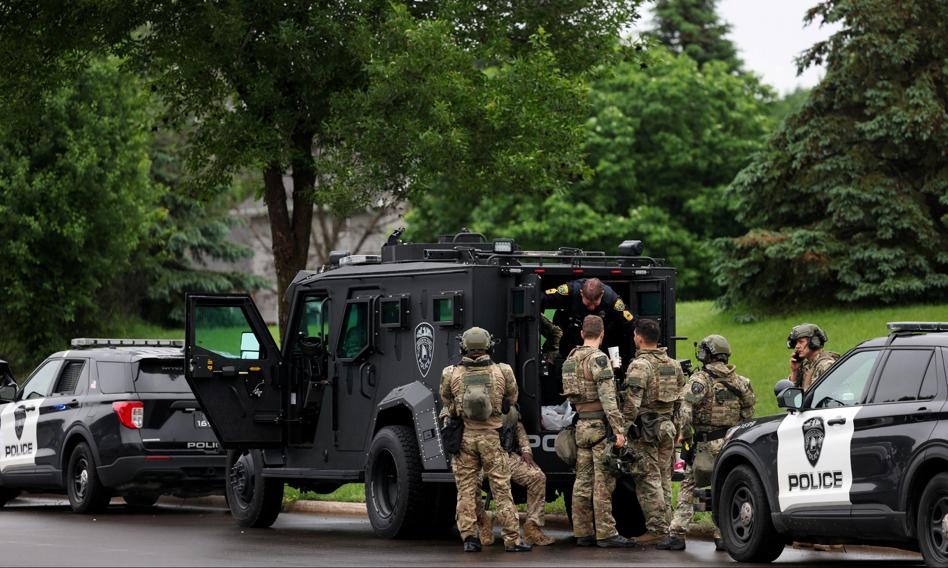 Tentativa de assassinato contra políticos em Minnesota: líder democrata morto, senador ferido