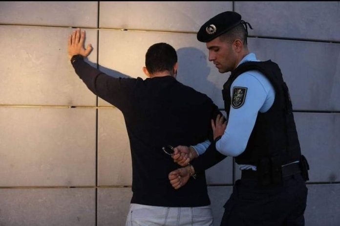 Peniche'de aile içi şiddet nedeniyle önleyici gözaltında tutulan bir adam