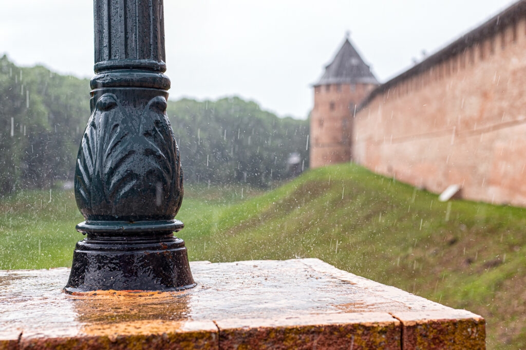 Veliky Novgorod prevede piogge prolungate