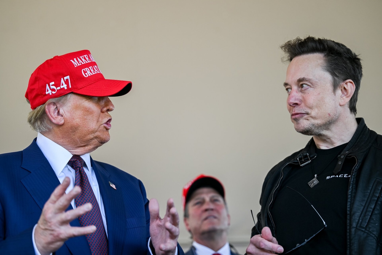 Musk, Trump'ın Epstein Dosyalarında Göründüğü İddiasıyla 'Gerçekten Büyük Bomba'sını Sildi