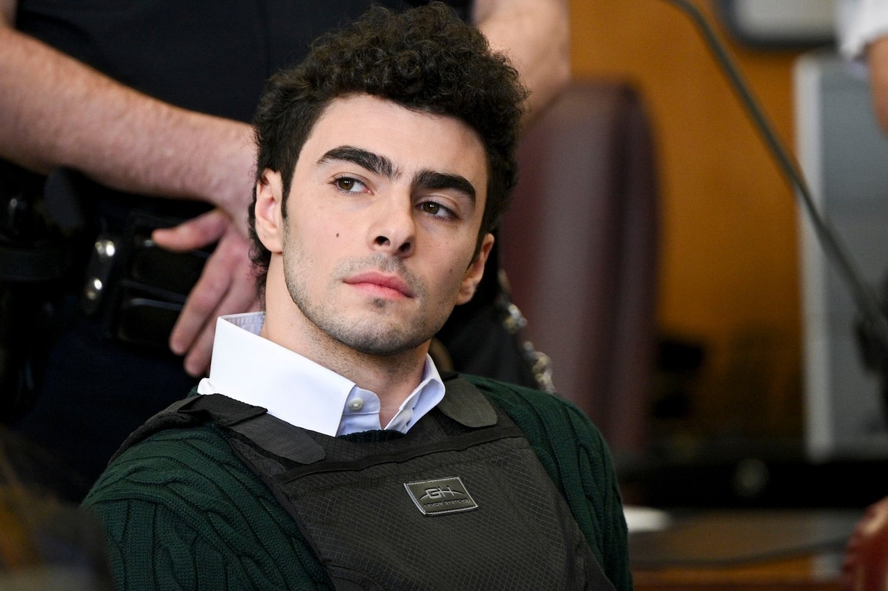 Luigi Mangione’s Legal Defense Fundraiser Tops $1 Million