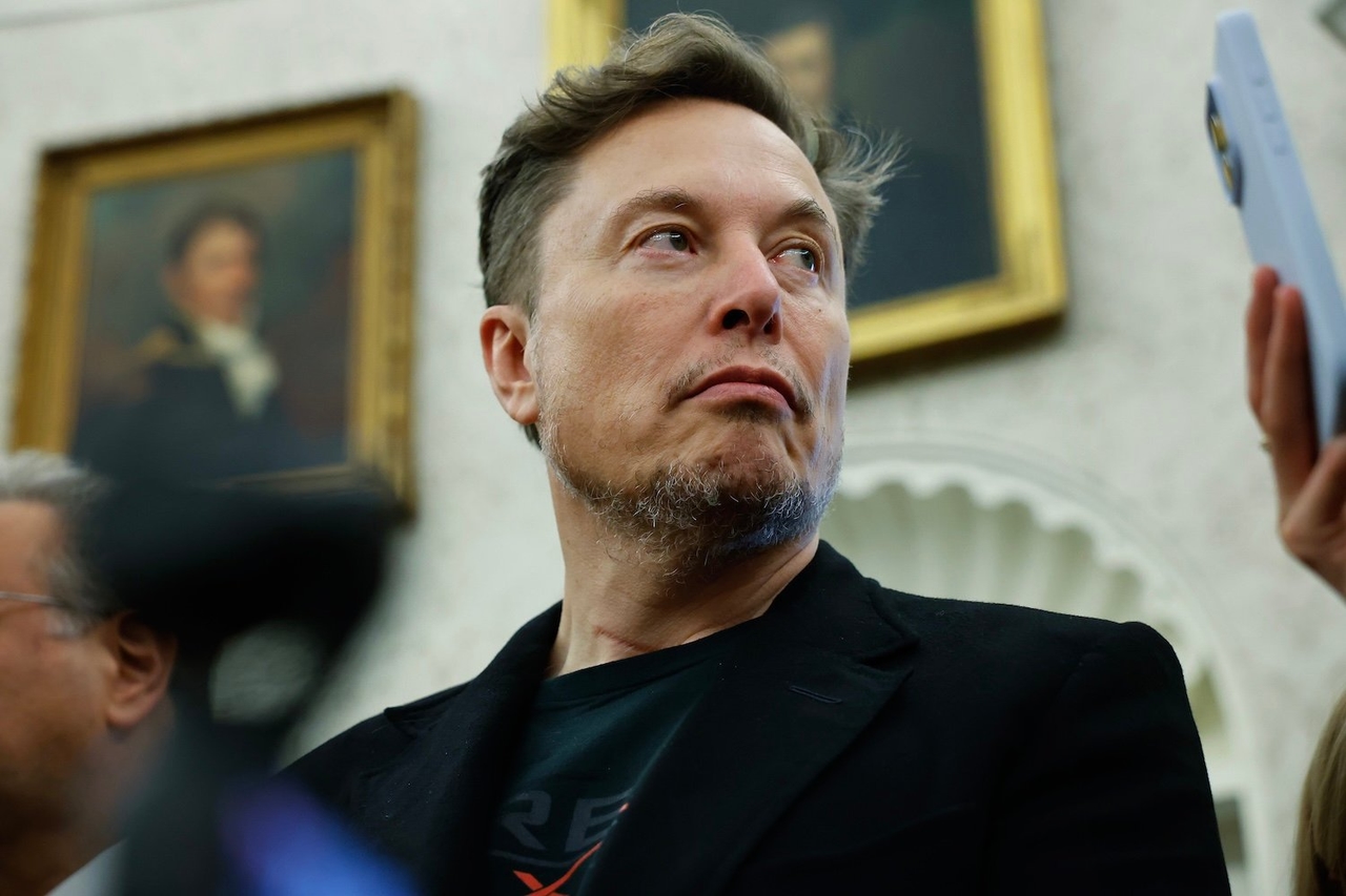 Elon Musk não para de reclamar