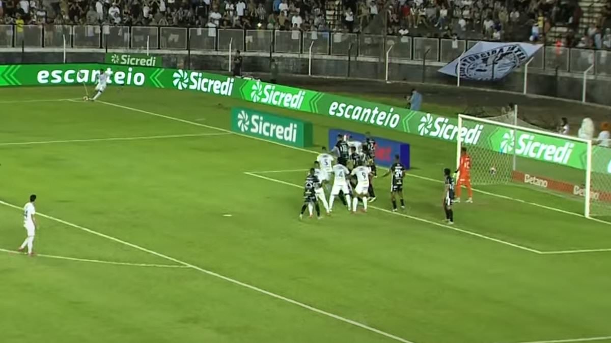 Santos star Neymar scores directly from a corner kick just seconds after urging fans in Brazil to boo him louder