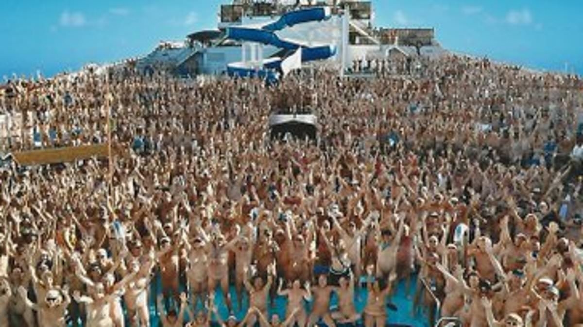 Man who went on 2,000-person nude cruise reveals the golden rule 'everyone knew' they had to follow