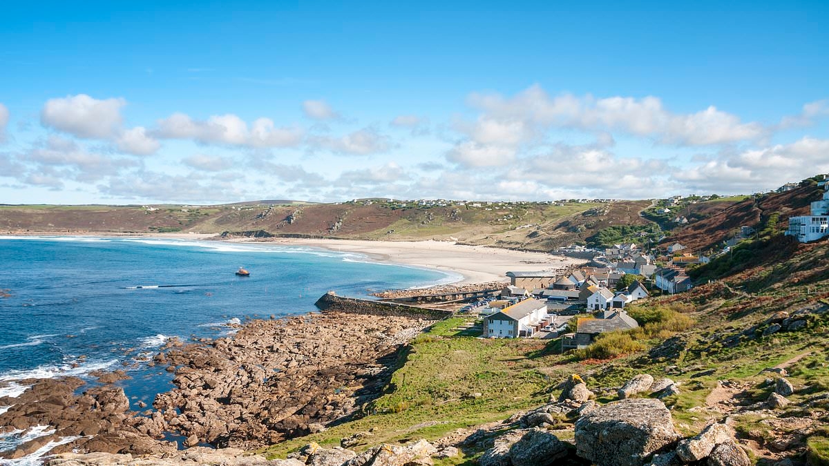 I have spent years exploring all the hidden corners of Cornwall. From sandy beaches to a secret island haven, these are the quiet spots you must visit to dodge the crowds: TOM MULVIHILL