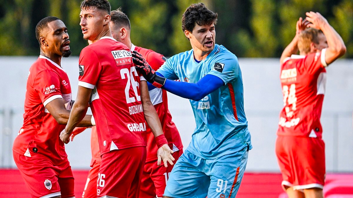 Man United target breaks silence and claims he's 'earned' Red Devils' links - as Ruben Amorim bids to resolve goalkeeper problem with Andre Onana sidelined