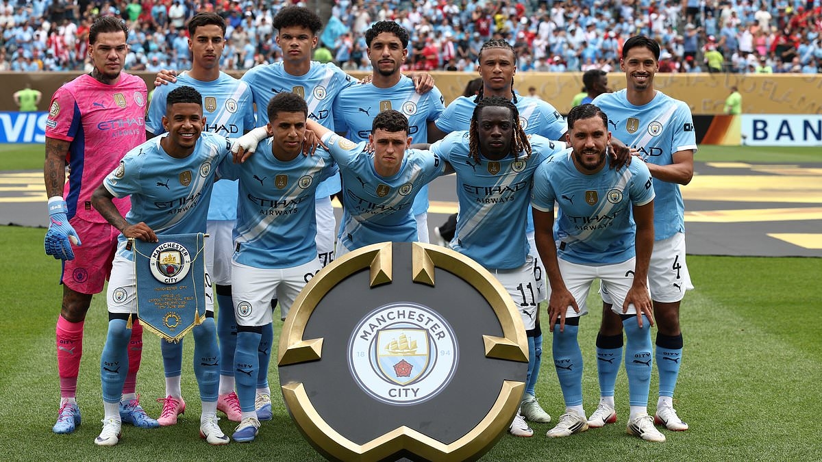Il Tottenham "avvia colloqui per la stella del Manchester City ammirata da Thomas Frank", mentre gli Spurs cercano di attaccare i rivali della Premier League in un mercato in sordina