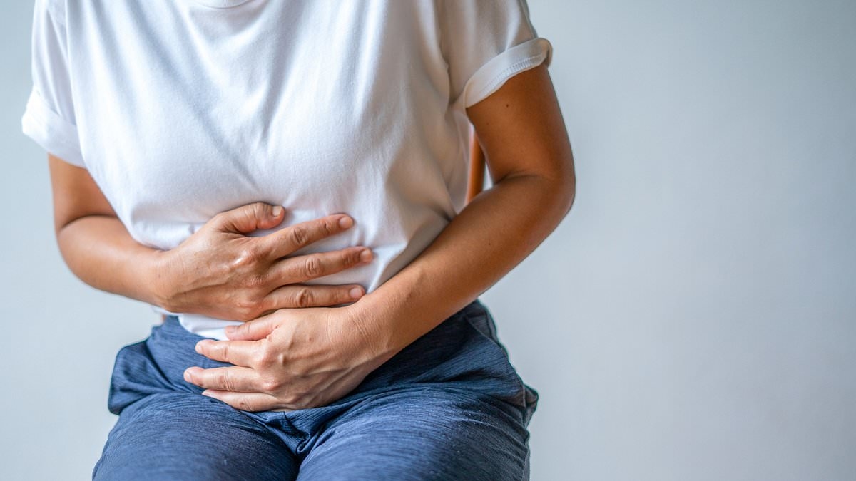 Sou médico especialista em câncer de cólon - e estas são seis verdades difíceis que todos com menos de 50 anos precisam saber: 'Eles podem salvar sua vida'