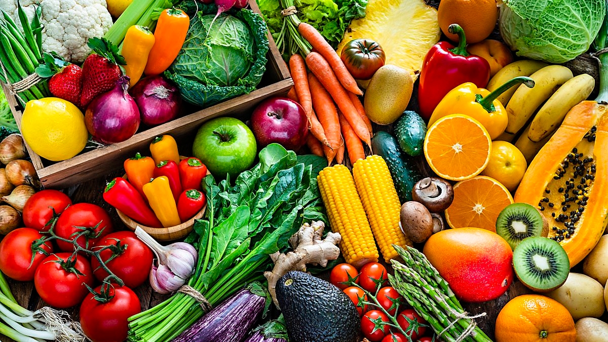 Diet rich in these three fridge staples slashes risk of heart failure and death, say experts
