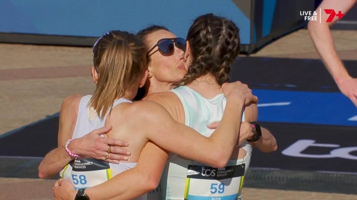 Emotional scenes as Aussie rivals bury Olympic hatchet at Sydney Marathon: 'A few tears were shed'