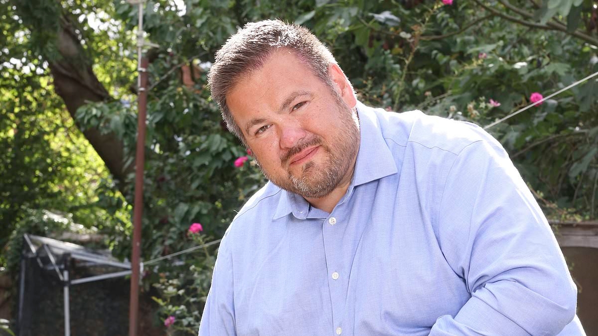 Headaches, bouts of violent anger and working too hard... for 10 years Matt had no idea what was wrong with him - until he made this discovery. Now, he's warning men of the signs they can't afford to ignore