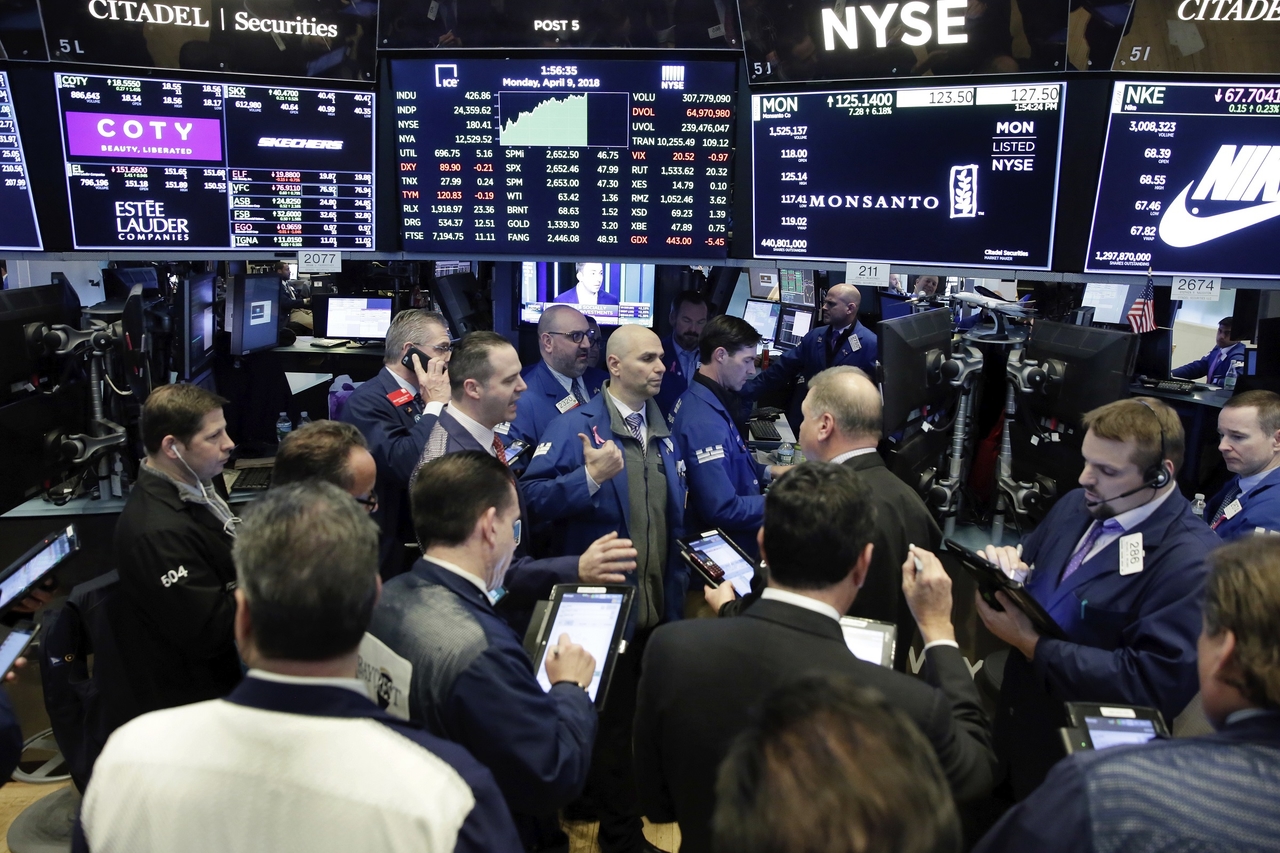 Wall Street yeni tarife tehditleriyle düşüşle açıldı