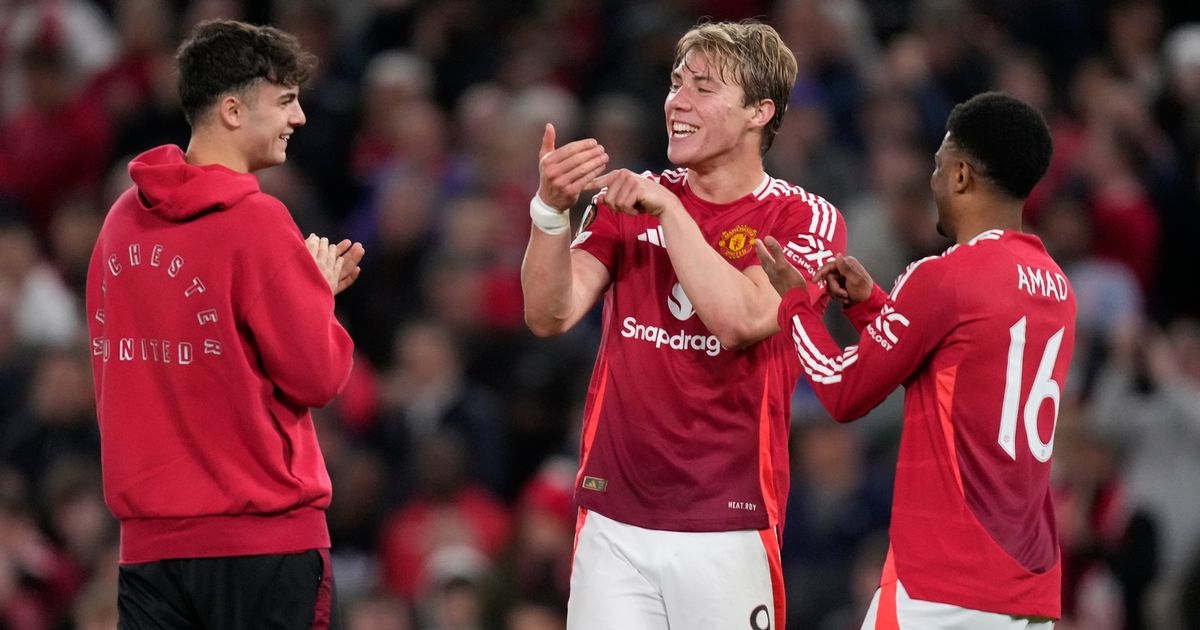 Rasmus Hojlund doorbreekt de stilte over een nachtmerrieseizoen en prijst 'geweldige' ster van Man Utd