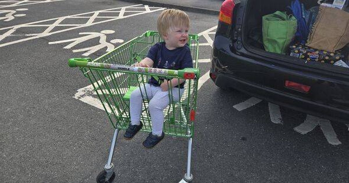Asda shopper finds trolley's 'secret button' that makes supermarkets much easier