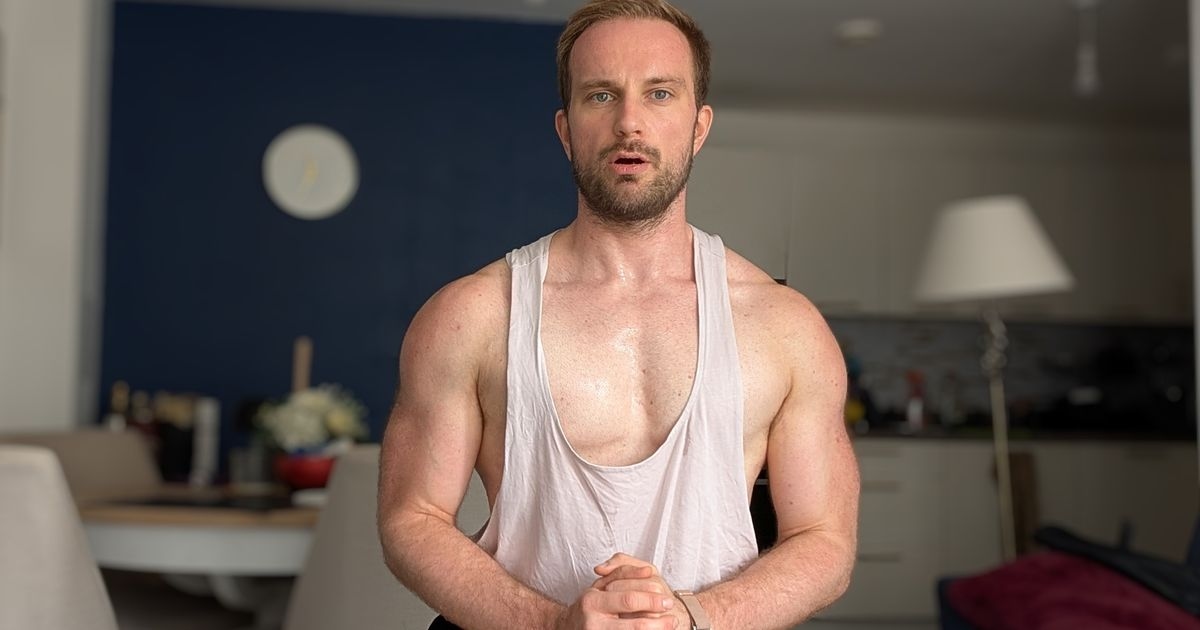 'I tried the personal trainer app that's seen people lose two stone - it works'