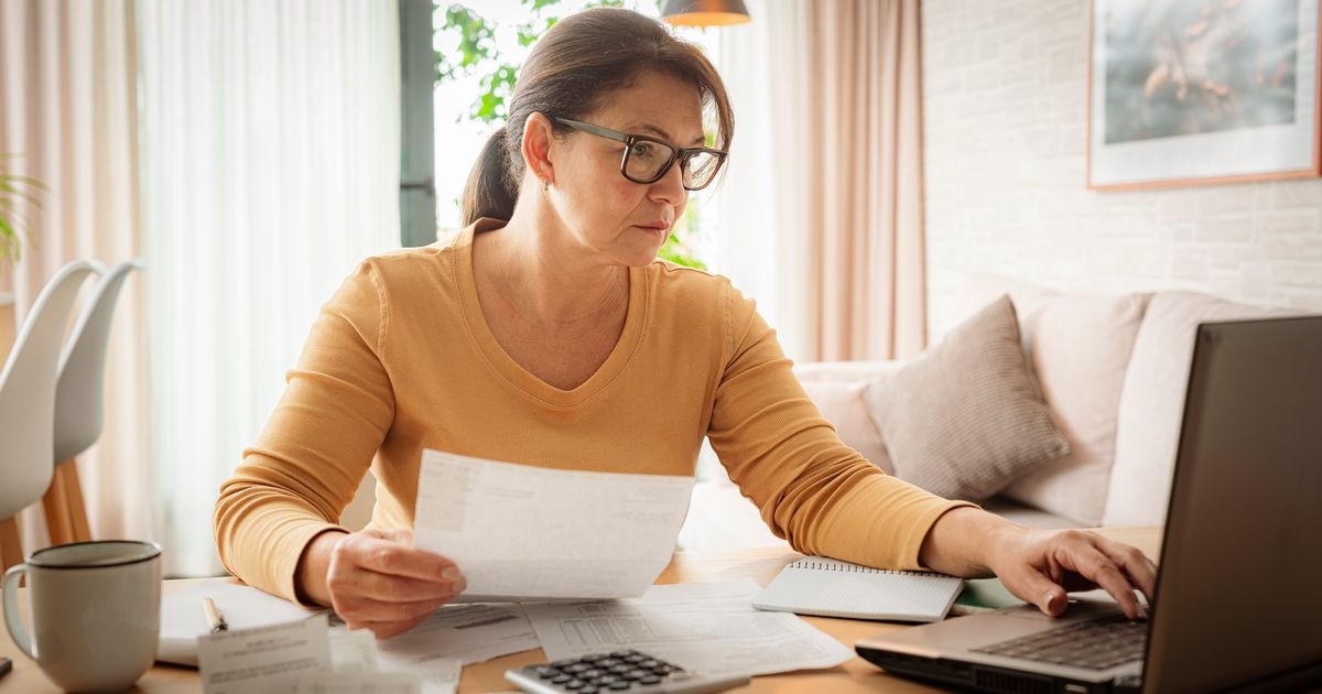 Alerta de especialista da HMRC para qualquer pessoa com um trabalho paralelo - incluindo 'microinfluenciadores'
