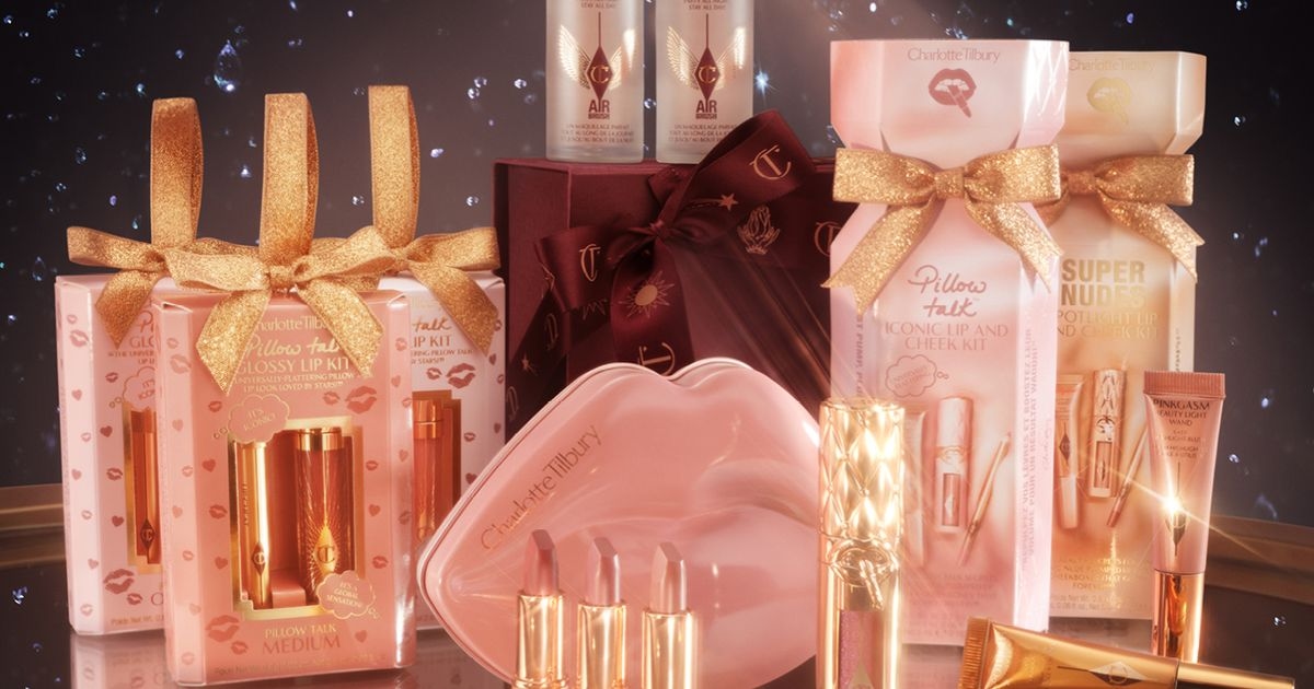 Charlotte Tilbury'nin Noel hediye setleri en çok satanlarda büyük indirimlerle geri döndü