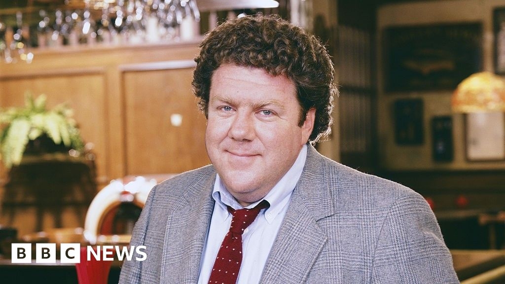La estrella de Cheers, George Wendt, muere a los 76 años