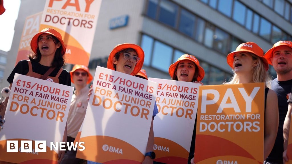 Resident doctors vote to strike in England