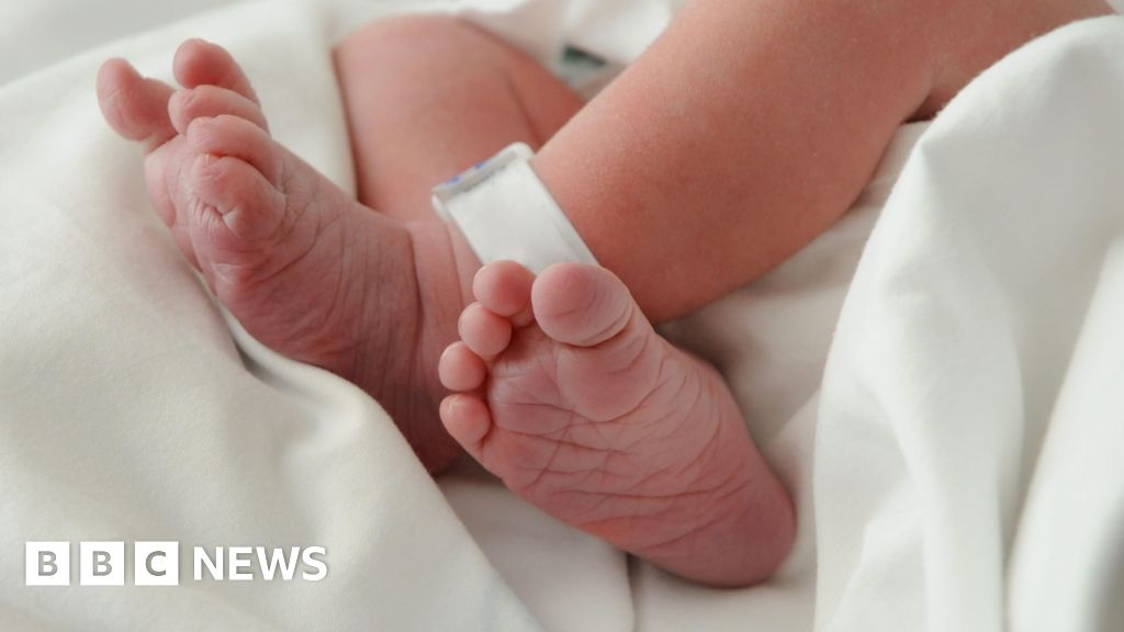 Las unidades de maternidad de Leeds se degradan a "inadecuadas"