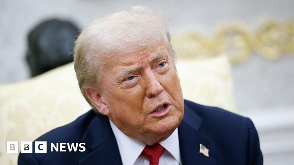 Trump threatens Russia with tariffs while unveiling Ukraine weapons plan