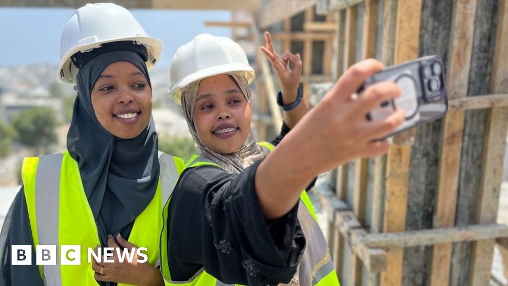 Le donne al centro del boom edilizio della Somalia