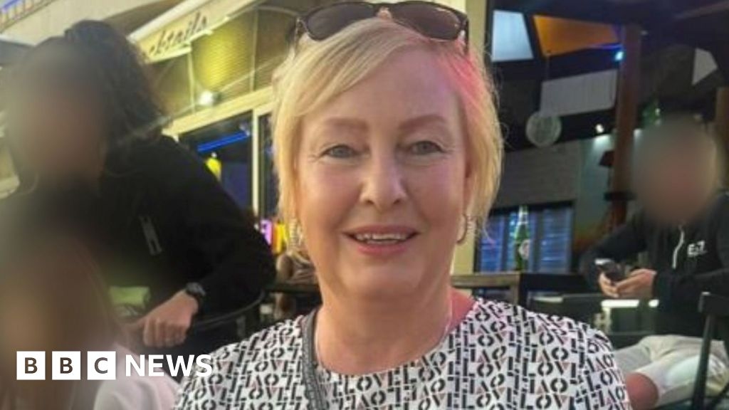 Una mujer británica muere de rabia tras ser arañada por un cachorro.