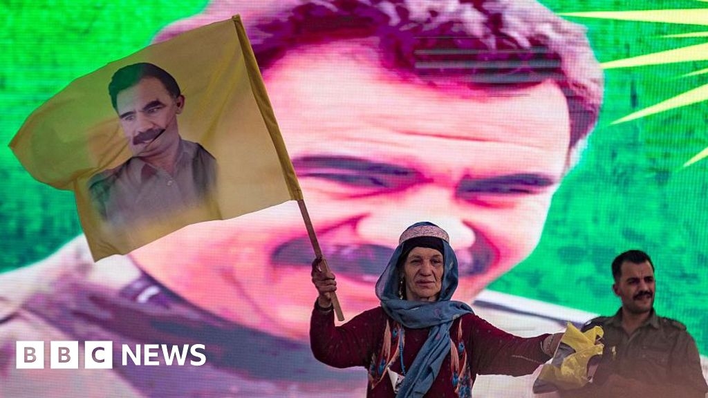 Koerdische PKK legt wapens neer, grote stap richting einde conflict Turkije
