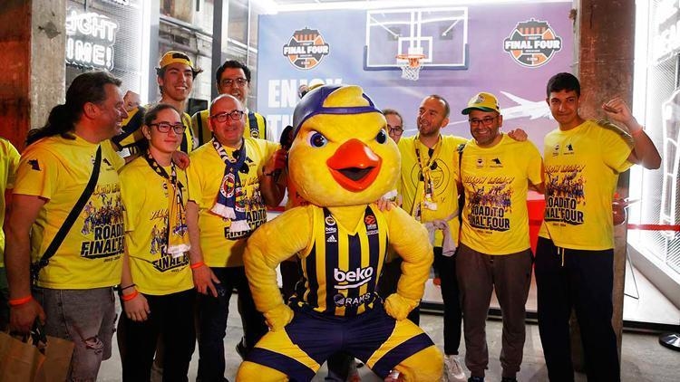Engouement pour le « jaune » à Fenerbahçe !