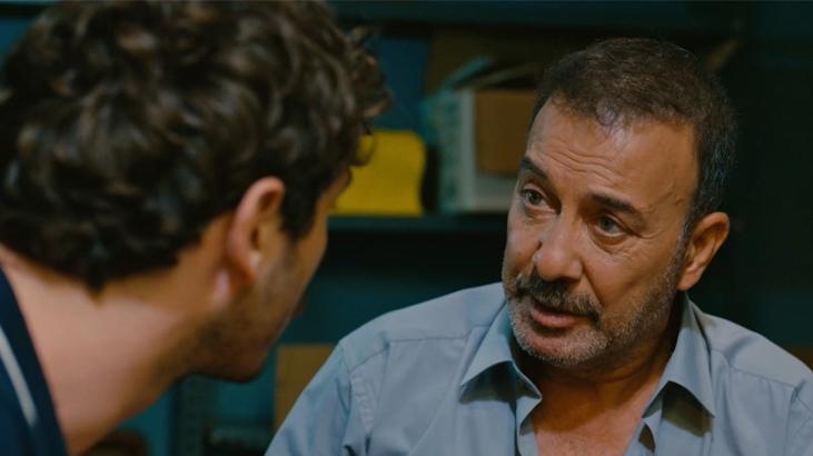 Hakan Yılmaz verwerkte de dood van zijn vader op de filmset! Die scènes kwamen uit