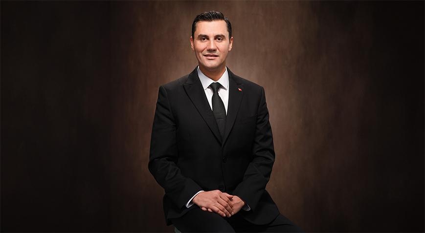 Burmistrz Manisa Metropolitan Municipality Ferdi Zeyrek, który został porażony prądem, został przewieziony do szpitala