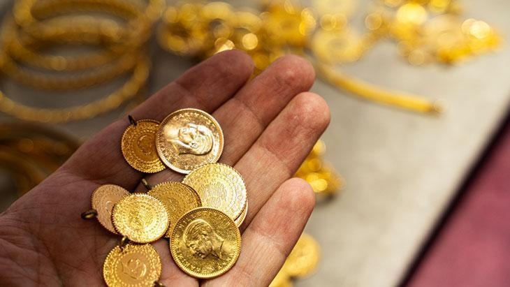 L'équilibre de l'or évolue : voici l'objectif de fin d'année que le marché attend !
