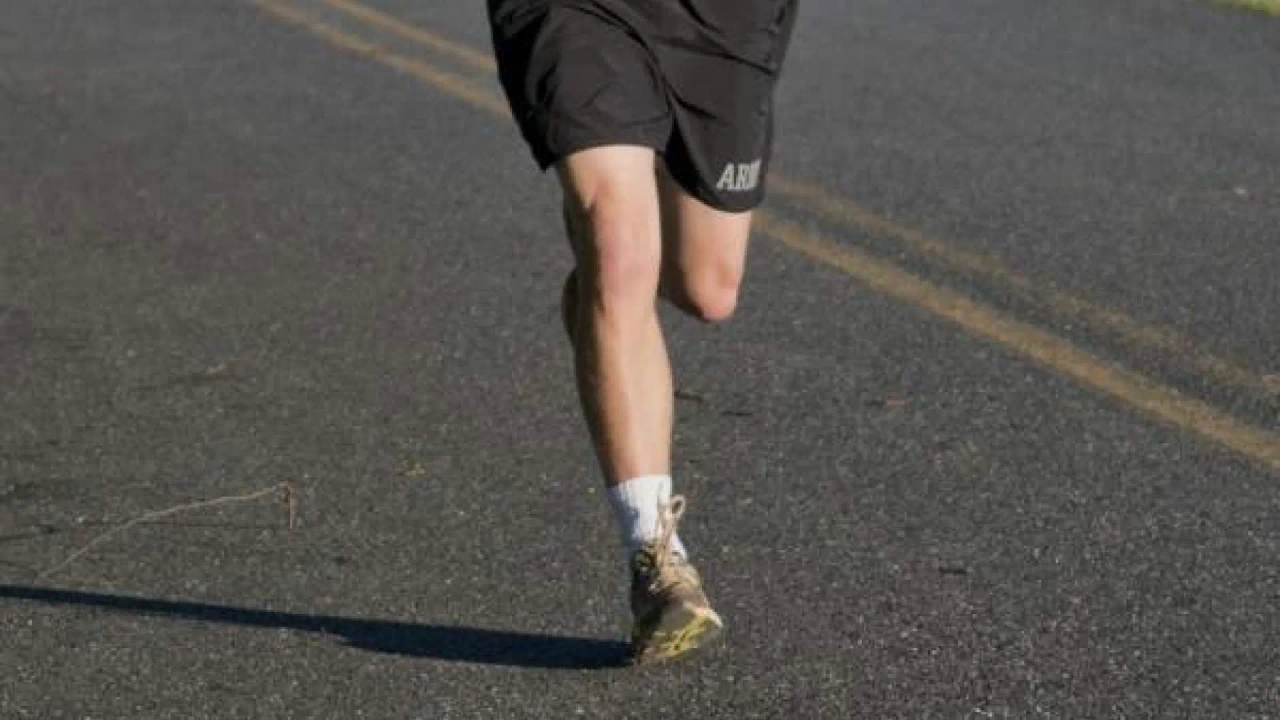 This is the exercise you should be able to do according to your age: from running 5 kilometers to swimming 30 lengths.