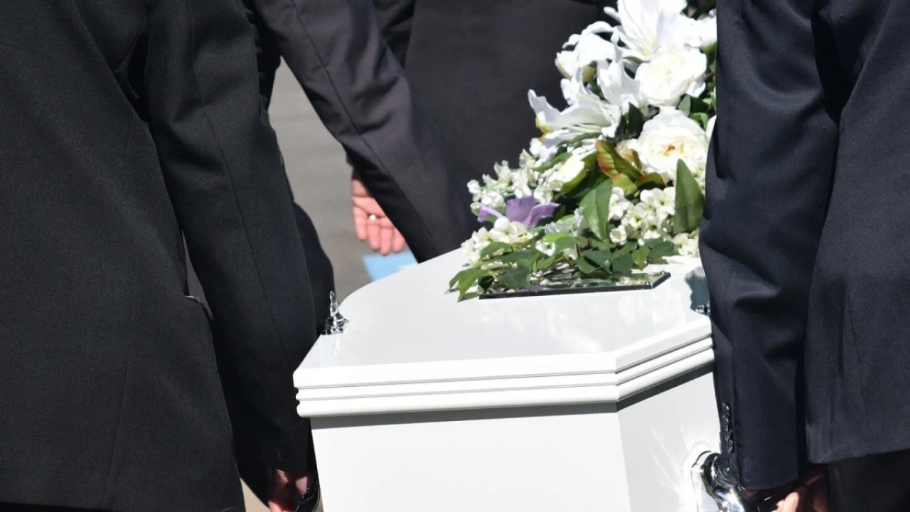 People who suffer intense and persistent grief are twice as likely to die within the next 10 years.
