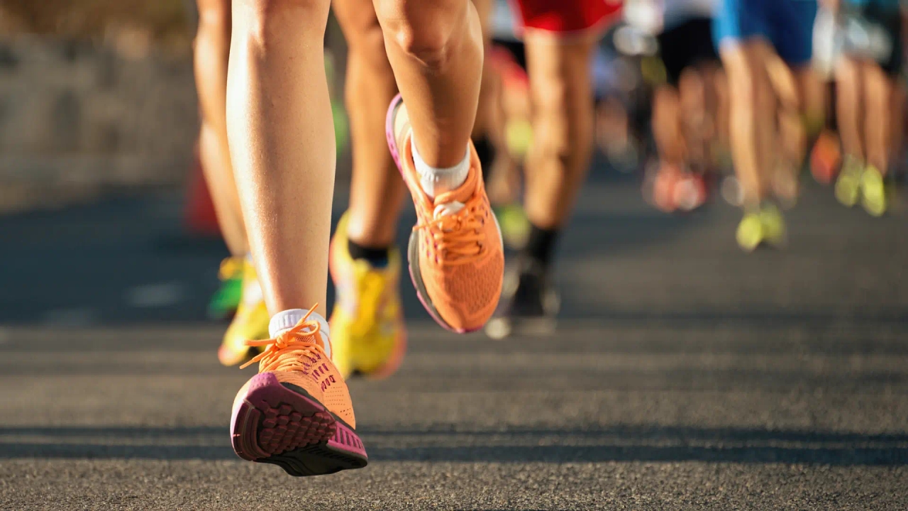 Sporten en reizen: dit is het marathontoerisme dat wereldwijd bloeit.