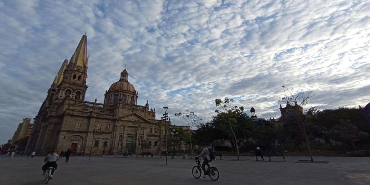 Airbnb and CCME will train female entrepreneurs in Jalisco on tourism topics.