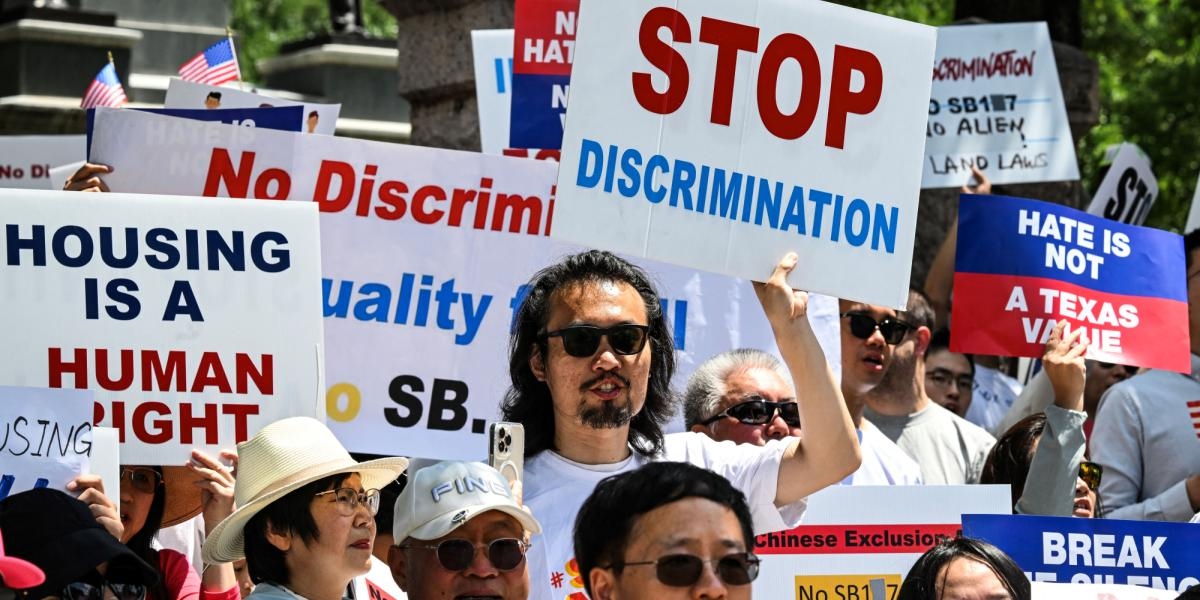 Chinese in Texas denounce "racism" over project that would prevent them from buying property