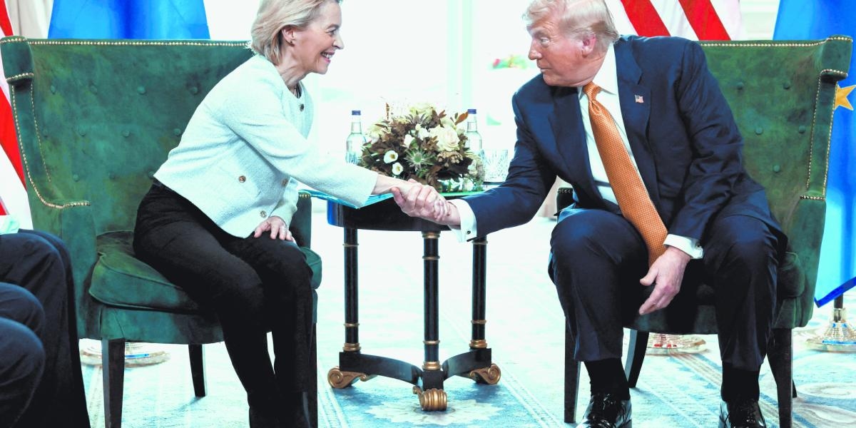 De EU en de VS bereiken een akkoord en voorkomen een handelsoorlog.