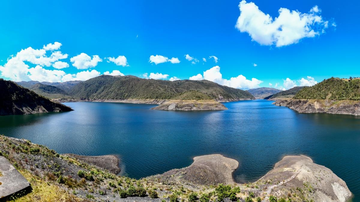 Как Колумбия может максимально эффективно использовать свои водные ресурсы в будущем?