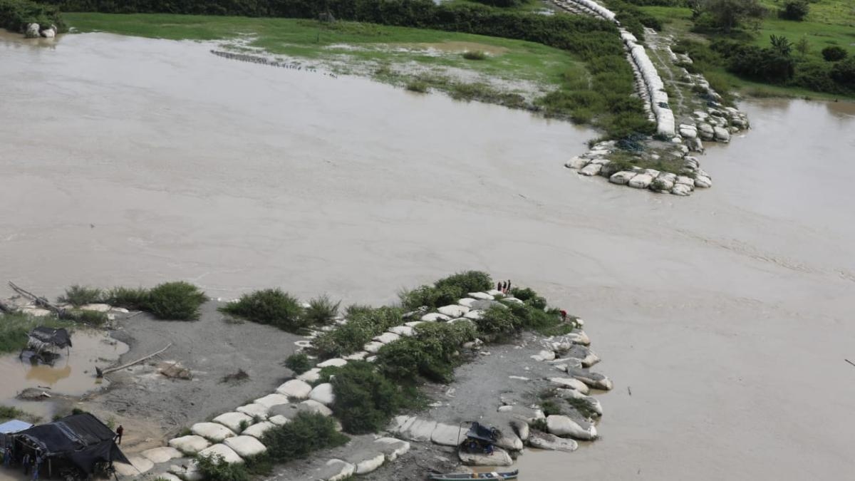 Reducir el agua que entra por 'Caregato': la obra de emergencia de la UNGRD para menguar inundaciones en La Mojana